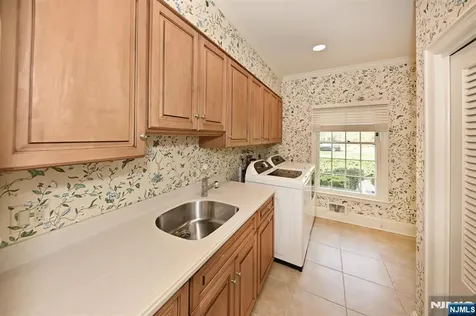 43 Twin Brooks Road Saddle River NJ 07458