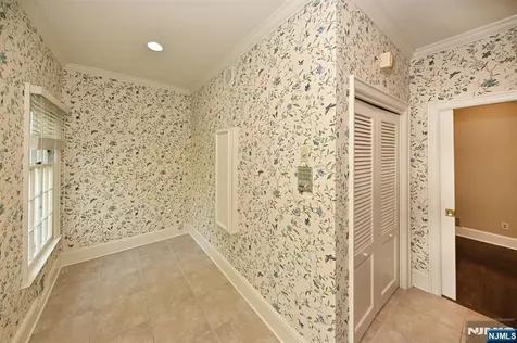 43 Twin Brooks Road Saddle River NJ 07458