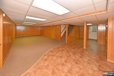 43 Twin Brooks Road Saddle River NJ 07458