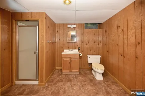 43 Twin Brooks Road Saddle River NJ 07458