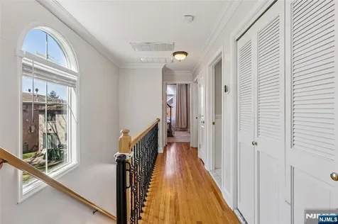 422 Hillside Avenue Palisades Park NJ 07650