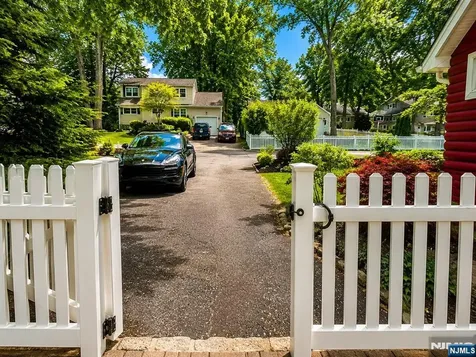 14 Baywood Terrace Wayne NJ 07470