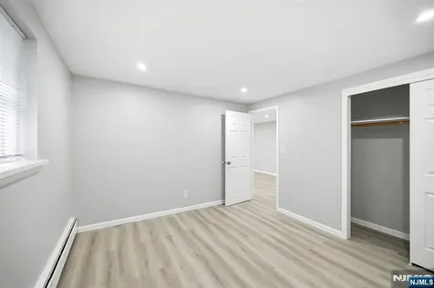 210 River Road New Milford NJ 07646