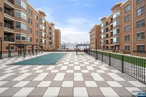 22 Ave At Port Imperial Avenue West New York NJ 07093