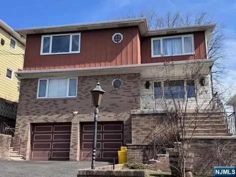 123 E Harwood Terrace Palisades Park NJ 07650