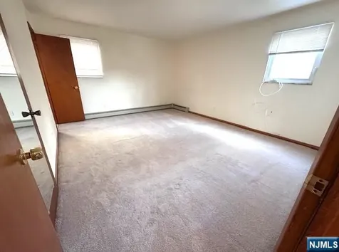 123 E Harwood Terrace Palisades Park NJ 07650
