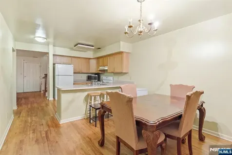 94 19th Avenue Newark NJ 07103