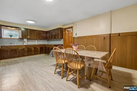 54 Briarhill Road Cedar Grove NJ 07009