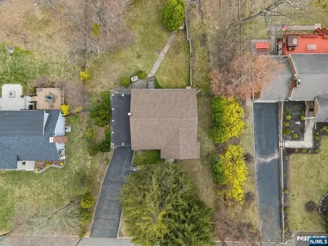 54 Briarhill Road Cedar Grove NJ 07009