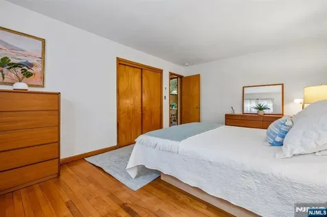 54 Briarhill Road Cedar Grove NJ 07009