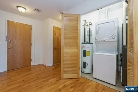 17 Meadow Road Rutherford NJ 07070