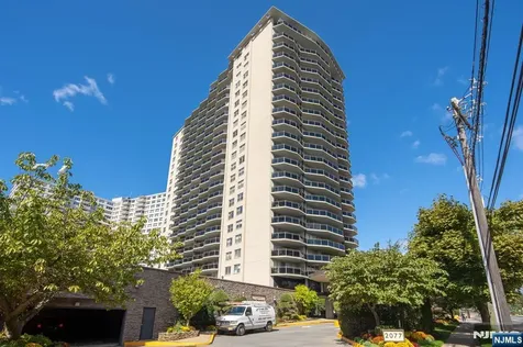 2077 Center Avenue Fort Lee NJ 07024
