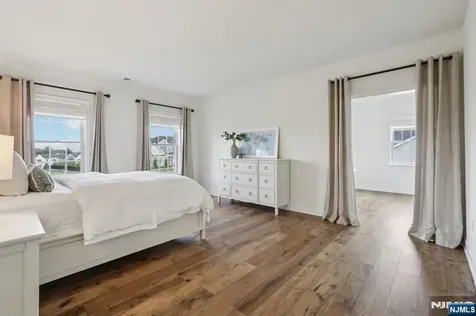 22 Woodmere Road Upper Saddle River NJ 07458