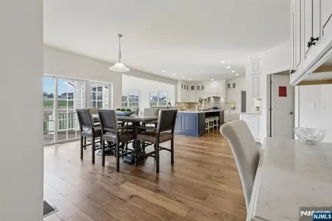 22 Woodmere Road Upper Saddle River NJ 07458