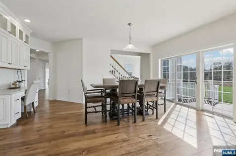 22 Woodmere Road Upper Saddle River NJ 07458