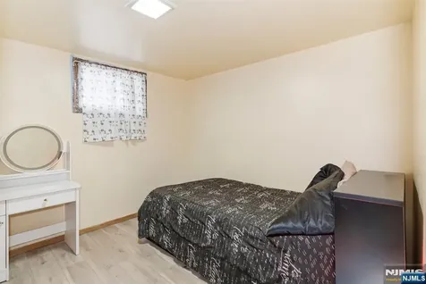 375 Westervelt Place Lodi NJ 07644