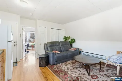 375 Westervelt Place Lodi NJ 07644