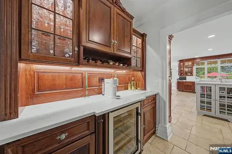 30 Fred Street Old Tappan NJ 07675