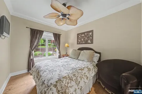 30 Fred Street Old Tappan NJ 07675