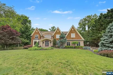 30 Fred Street Old Tappan NJ 07675