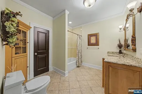 30 Fred Street Old Tappan NJ 07675
