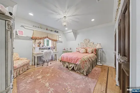 30 Fred Street Old Tappan NJ 07675