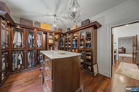 30 Fred Street Old Tappan NJ 07675