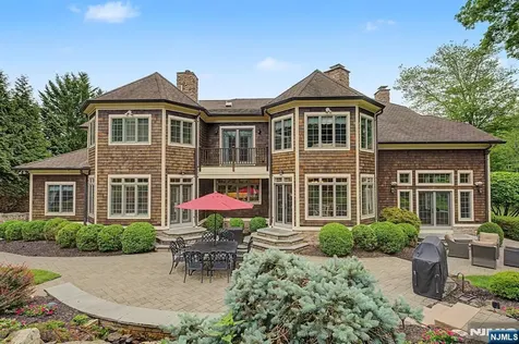 30 Fred Street Old Tappan NJ 07675