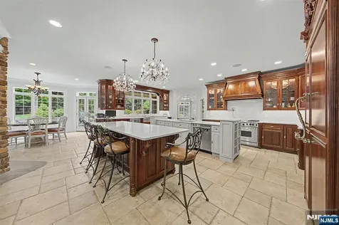 30 Fred Street Old Tappan NJ 07675