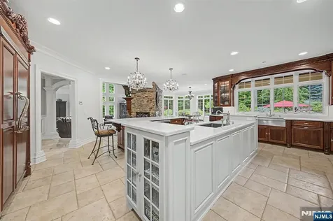 30 Fred Street Old Tappan NJ 07675