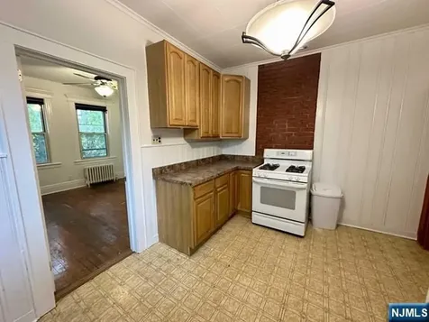 4-6 Swaine Place West Orange NJ 07052