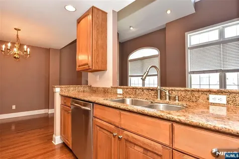 12 Debruyle Court Hawthorne NJ 07506