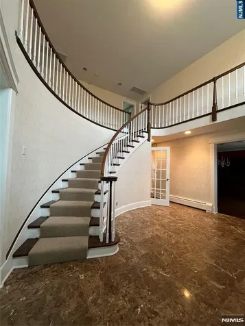 839 Hennigar Place Oradell NJ 07649