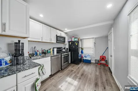 44 State Street East Orange NJ 07017