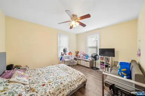 44 State Street East Orange NJ 07017