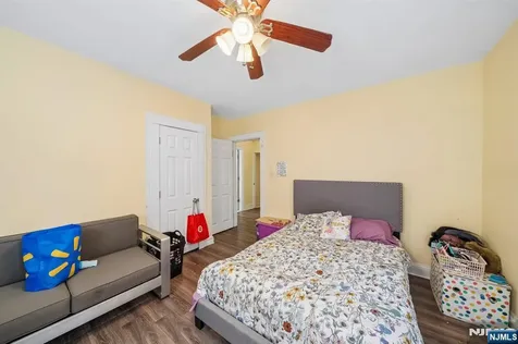 44 State Street East Orange NJ 07017
