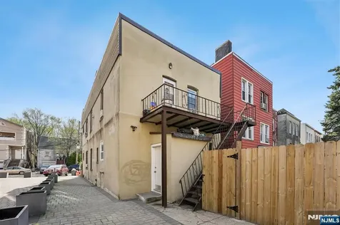 7 Bender Place Cliffside Park NJ 07010