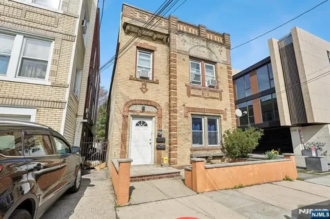 7 Bender Place Cliffside Park NJ 07010