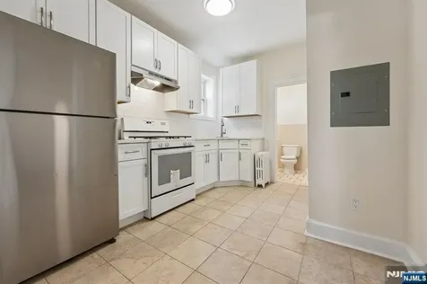 7 Bender Place Cliffside Park NJ 07010