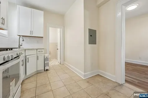 7 Bender Place Cliffside Park NJ 07010