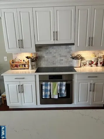 1055 River Road Edgewater NJ 07020