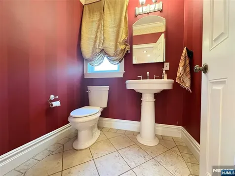 38 Walthery Avenue Ridgewood NJ 07450