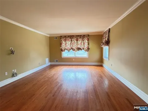 38 Walthery Avenue Ridgewood NJ 07450