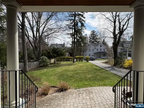 38 Walthery Avenue Ridgewood NJ 07450