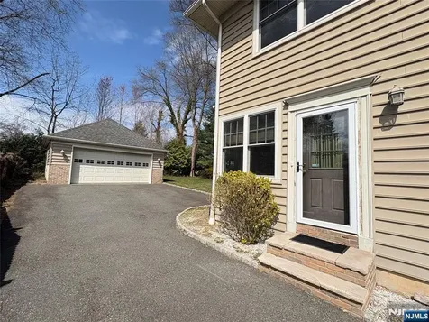38 Walthery Avenue Ridgewood NJ 07450