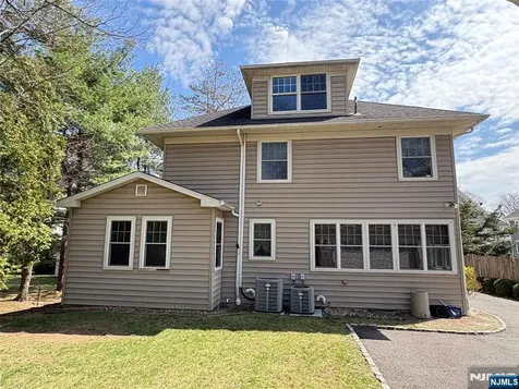 38 Walthery Avenue Ridgewood NJ 07450