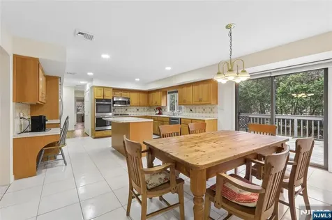 130 Whitman Street Haworth NJ 07641