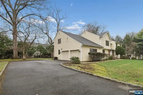 130 Whitman Street Haworth NJ 07641