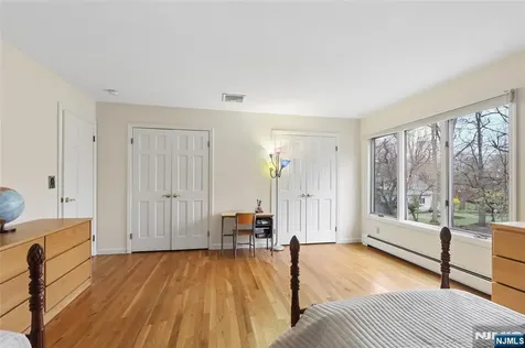130 Whitman Street Haworth NJ 07641