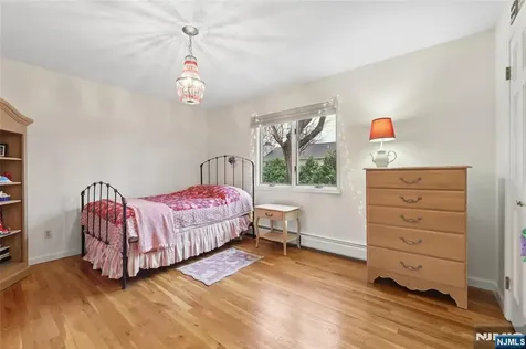 130 Whitman Street Haworth NJ 07641